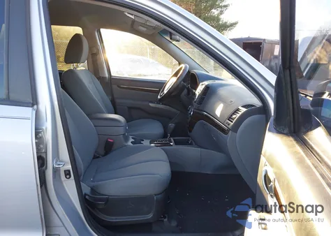 2010 Hyundai Santa Fe Gls from USA, damaged, VIN 5NMSG3AB7AH386262